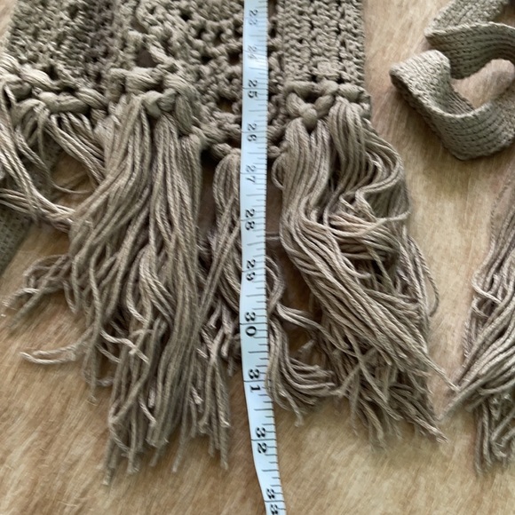 Perfect fall funky sweater - Picture 9 of 9